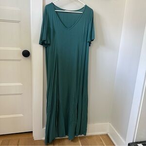 Soft Surroundings Medium Oversized Rayon Dress Lightweight Vacation Beach